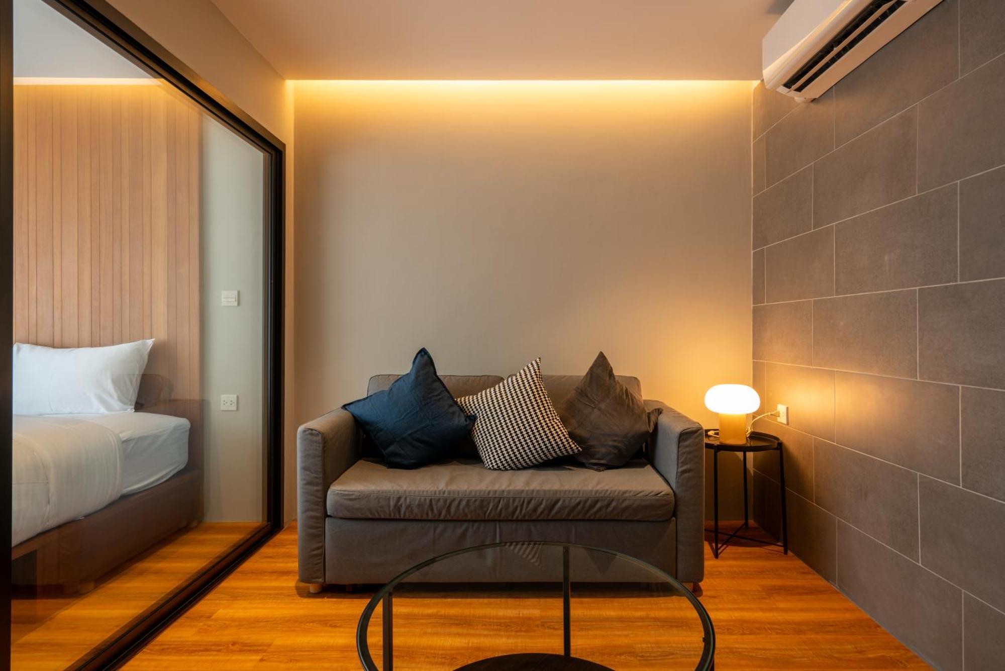 Woodstory Boutique Hotel Bangkok Exterior foto