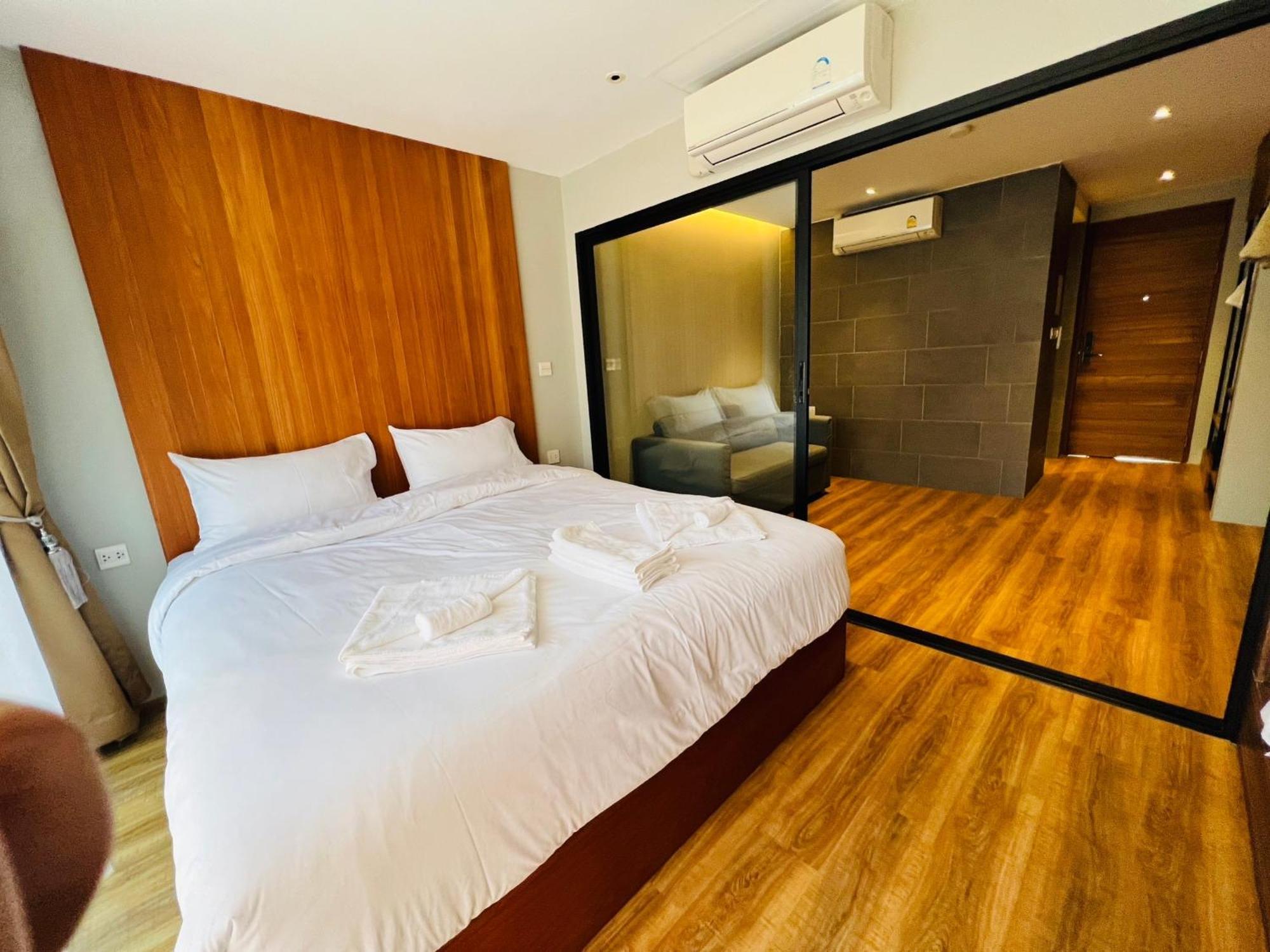 Woodstory Boutique Hotel Bangkok Exterior foto