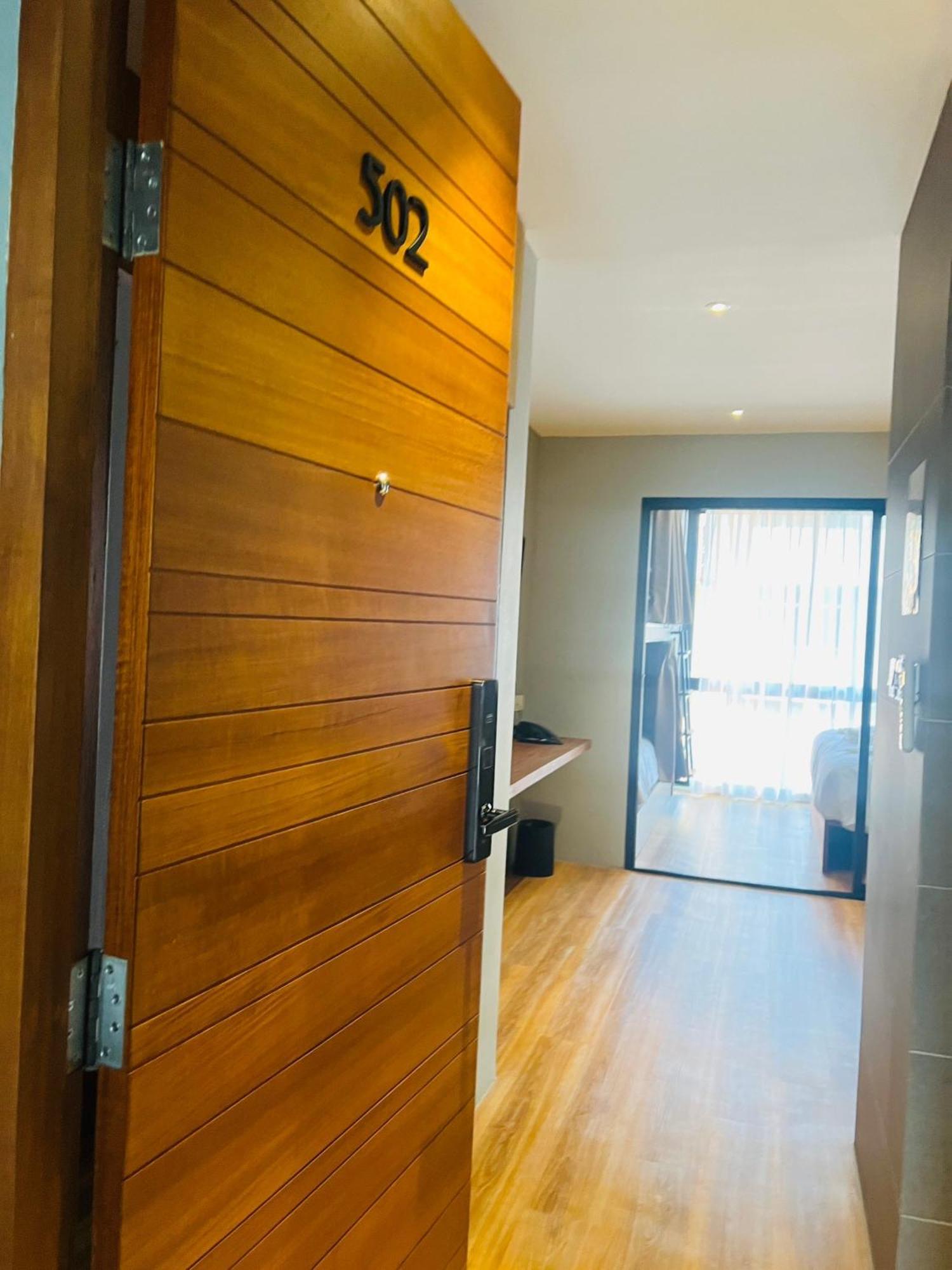 Woodstory Boutique Hotel Bangkok Exterior foto